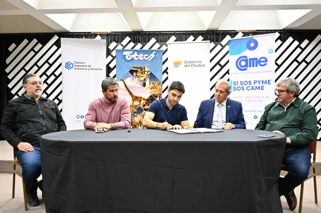 Torres lanzó programa que formará 3.000 trabajadores industriales por año