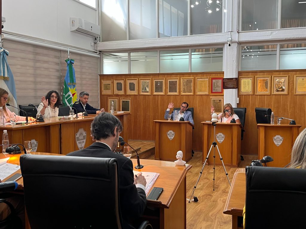 Ambiente, servicios públicos, educación y salud entre los temas abordados en la Sesión N° 945 del Concejo