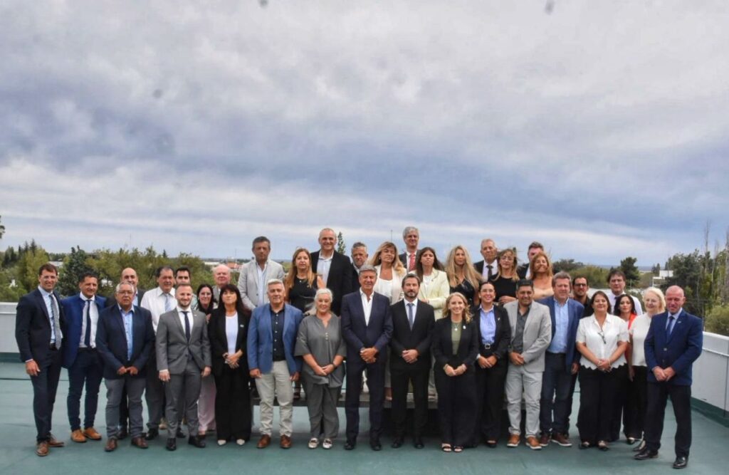 El radicalismo ratificó su respaldo al Gobierno provincial y rechazó la fractura del bloque oficialista