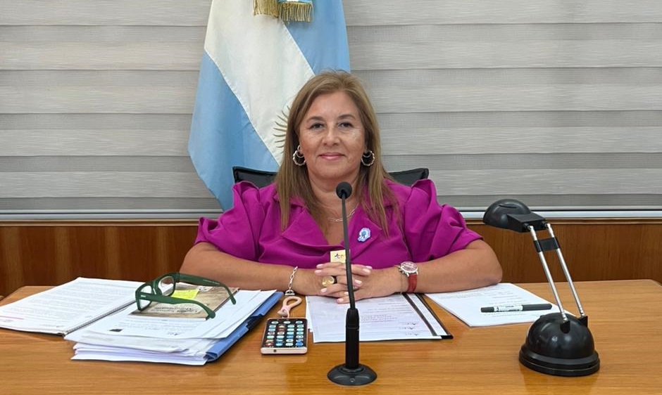 Cooperativa: Solís exigió a Cáceres y Coliñir que denuncien si sospechan presuntas irregularidades 