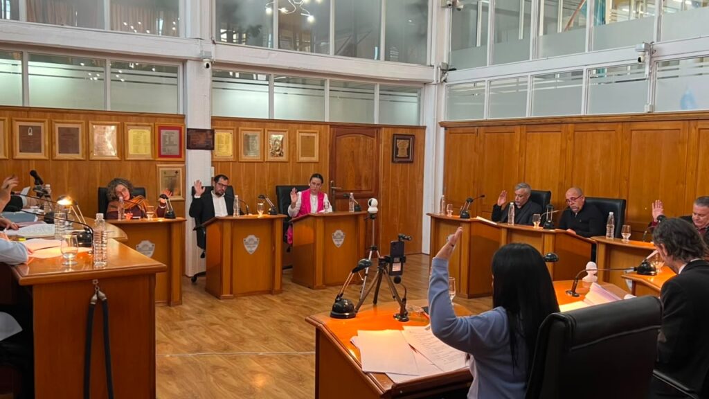 Por unanimidad, concejales aprobaron restricción a los 
